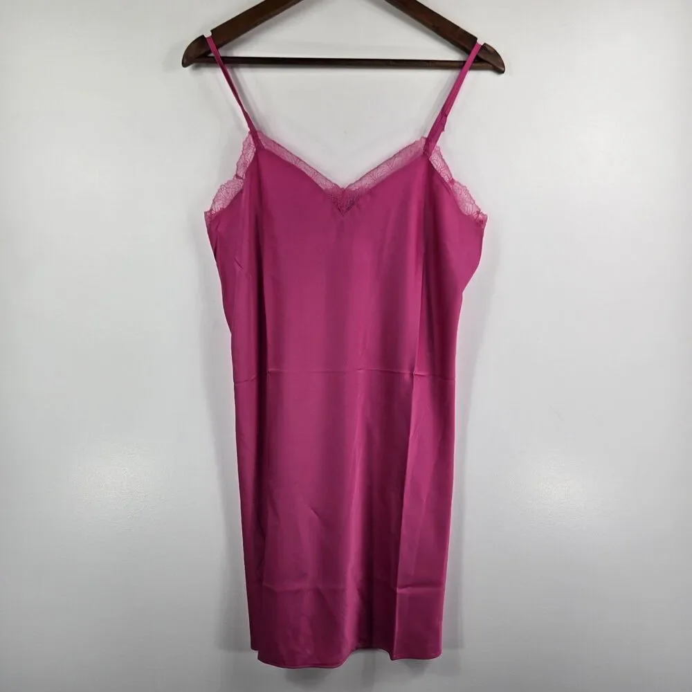 I.N.C.‎ International Concepts Women's XS Divine Berry Satin Chemise NWT